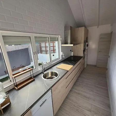 بيت للعطل Casita Independiente Casa Corban سانتاندر